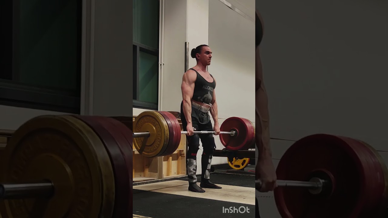Deadlift 170kg-200kg-240kg.