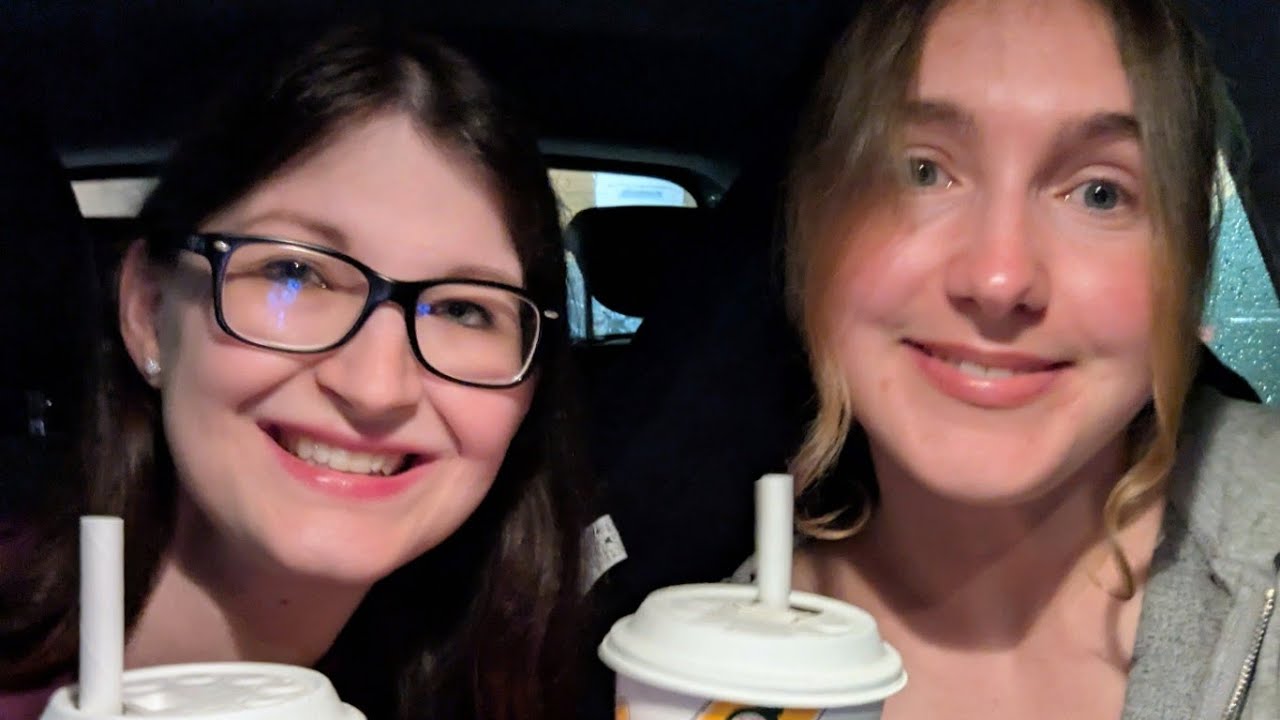 TheMysterywoman_K überträgt einen Livestream. MC Donalds (Einmal um die Welt - Aktion)Live TasteTest