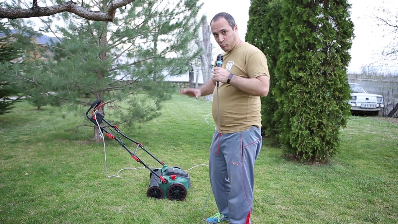 Aerating the Lawn with an Aerator from Lidl
