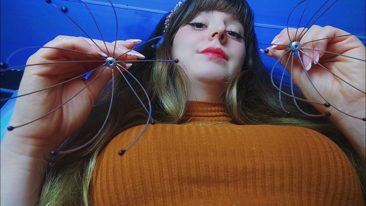 ASMR | Fazendo carinho no seu cabelo com você deitado no meu colo