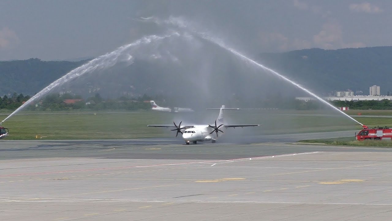 INAUGURAL FLIGHT + WATER SALUTE | Sky Express ATR 42 & ATR 72 landing at Graz Airport