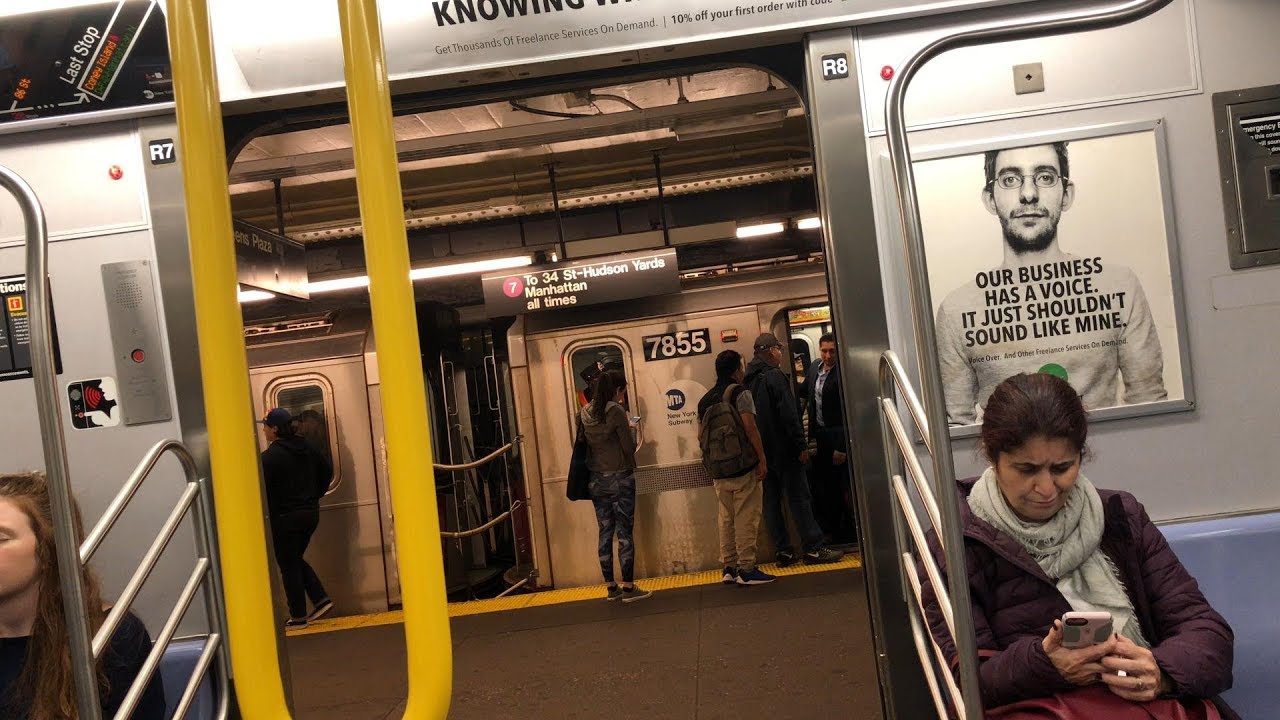 360° NYC Subway : Riding the 7 Train from Times Square - 42nd Street to Queensboro Plaza