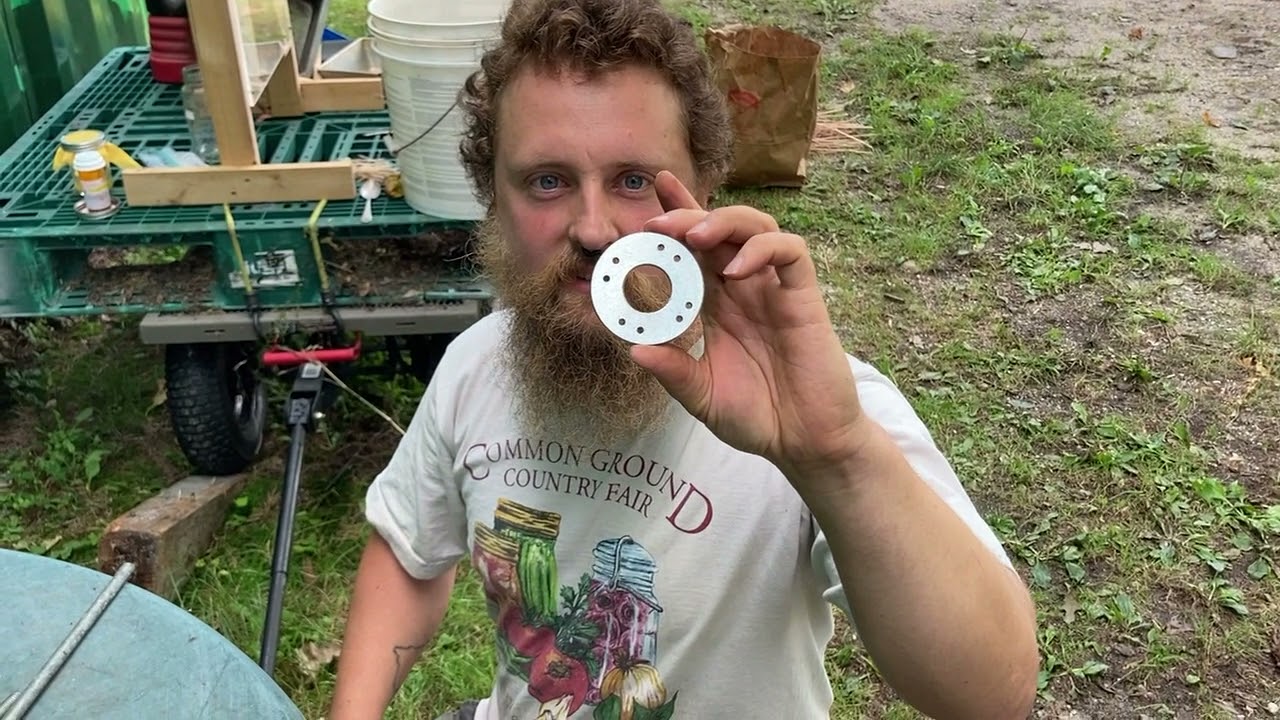 Propaganda by the Seed: Building A Bucket Thresher