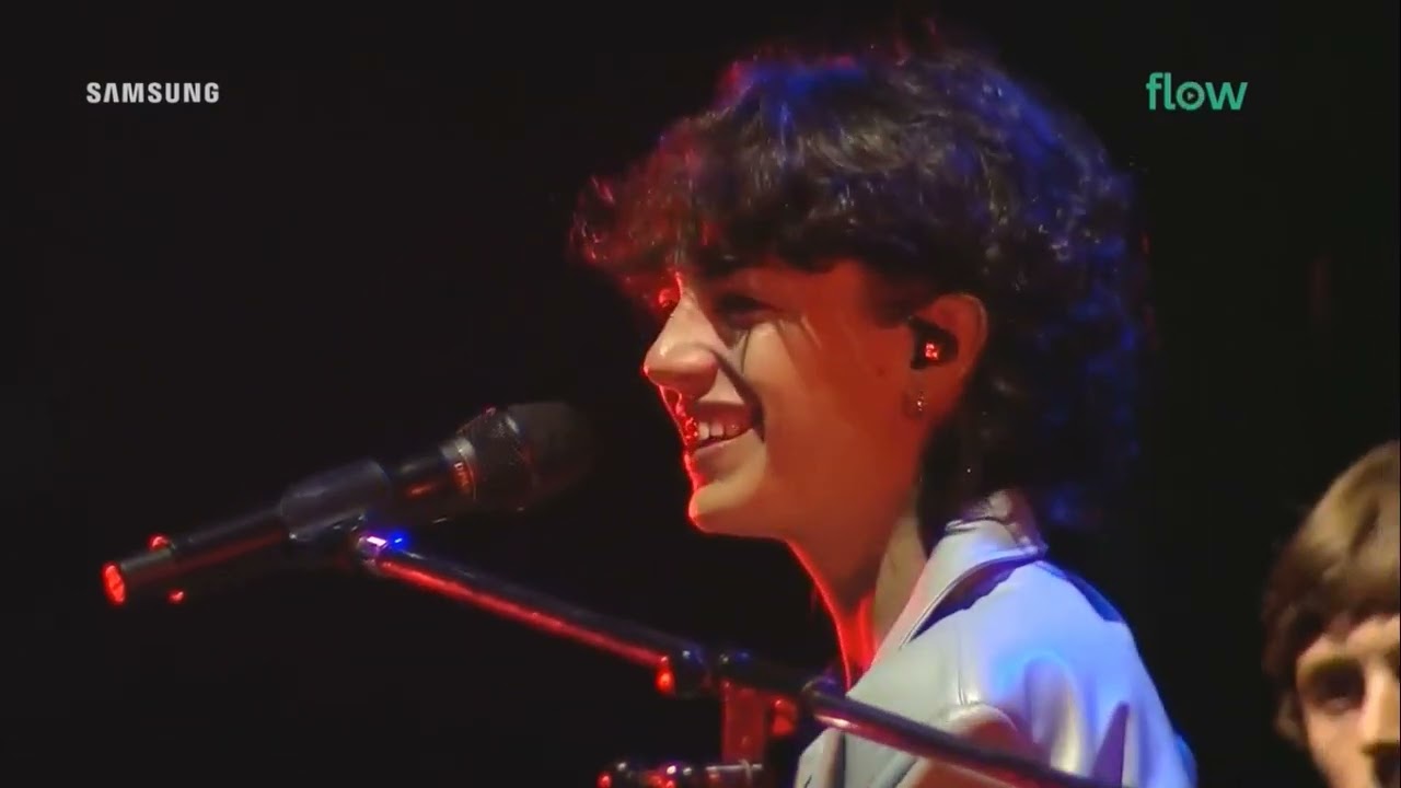 Zoe Gotusso - Apertura de Maroon 5 (Show completo)