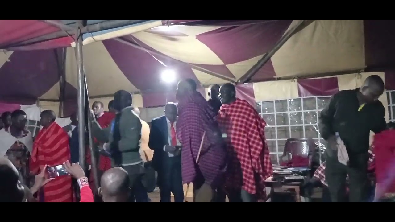 Kanisa Enkai matoorunye song is the hottest hit in market now.
