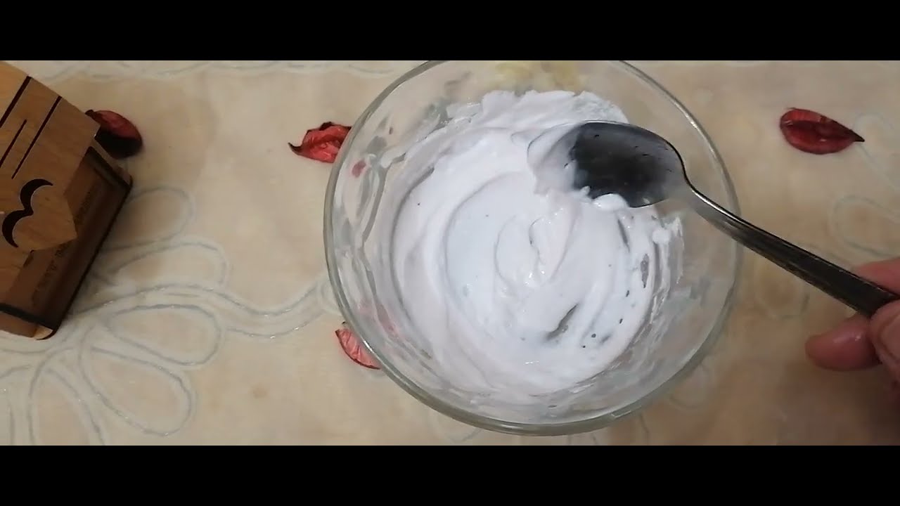 ماسك ليلة العيد# لتبييض الايدي #يفتح الايدي والارجل بثلاث مكونات فقط جربيه 👌