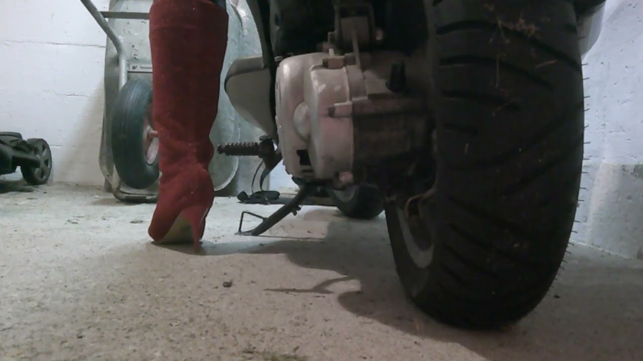 Cranking the Scooter with E-Start in Red Boots
