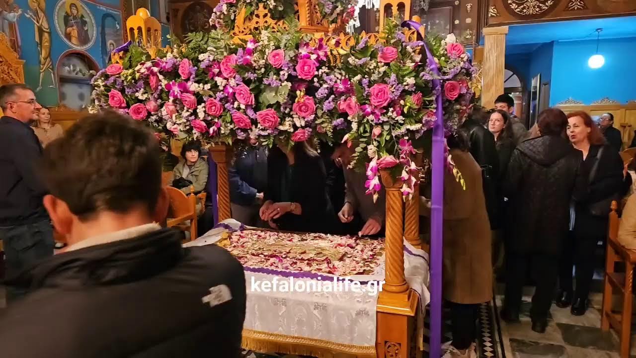 Μεγάλη Παρασκευή με τη Περιφορά του Επιταφίου στο Ληξούρι Κεφαλονιάς (17-04-2025)