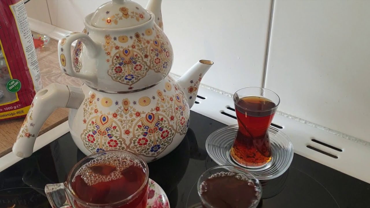 Türkischen Tee kochen