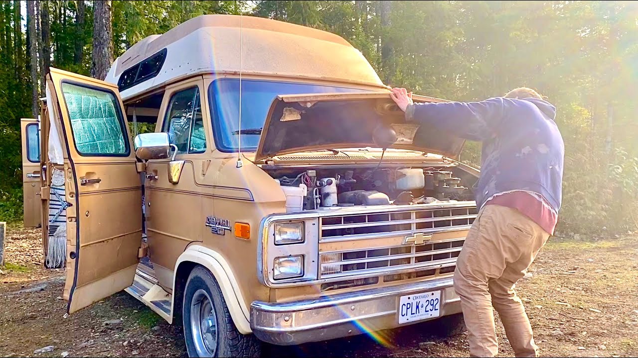 Old van maintenance | Running into The Cat Lady Van and Foraging with Boho Blue Van