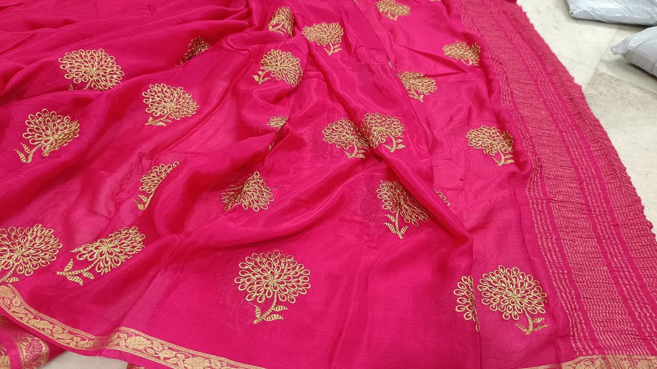 Mix Sale 2Cuts మరియు Full sarees🌹🎉💃💥💥💥  సూపర్ కలెక్షన్స్ కి లైక్ కొట్టండి😎😎😎