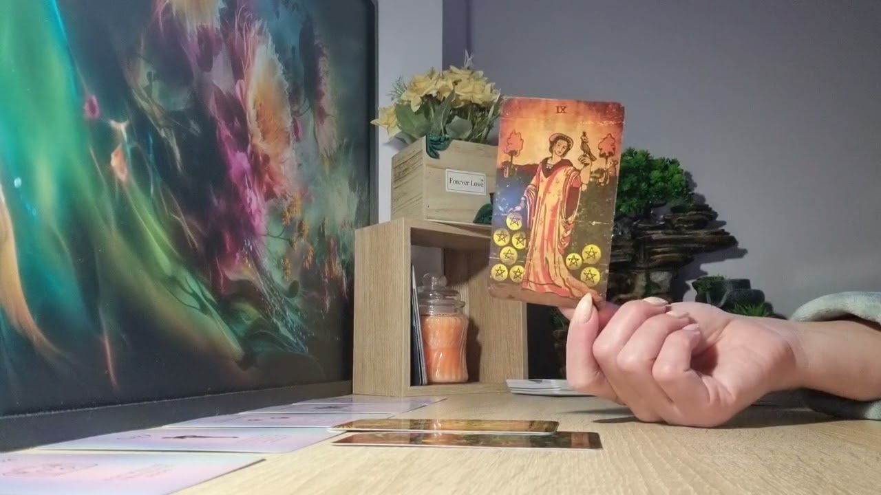 Etalare tarot DRAGOSTE  : COMUNICARE după ignorare între voi….