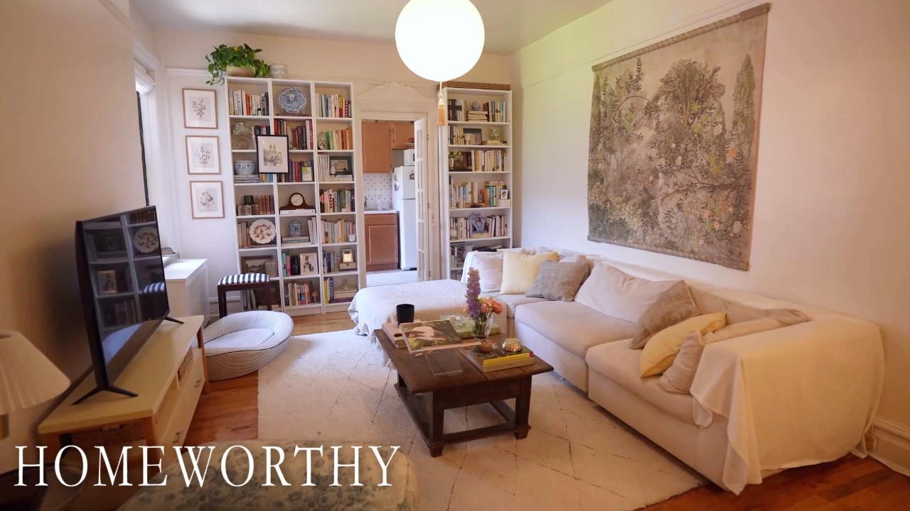 A Cozy Manhattan Apartment Filled With Facebook Marketplace Finds | House Tour