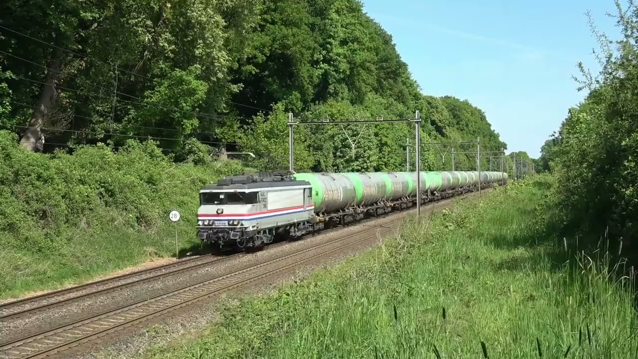Toeterende treinen - Makromix - Trainhorn compilation 2025