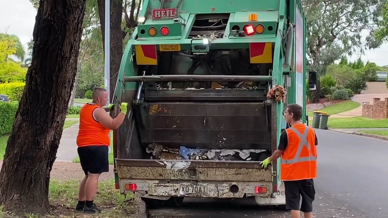 Sutherland Bulk Waste - #070 | The Big Green Beast