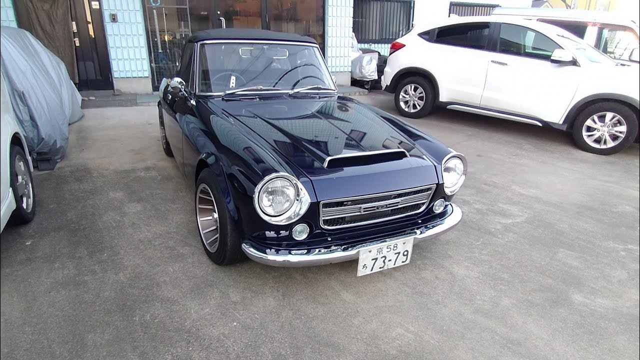 俺のマシンを見ておくれ!　ダットサン　フェアレディSR311