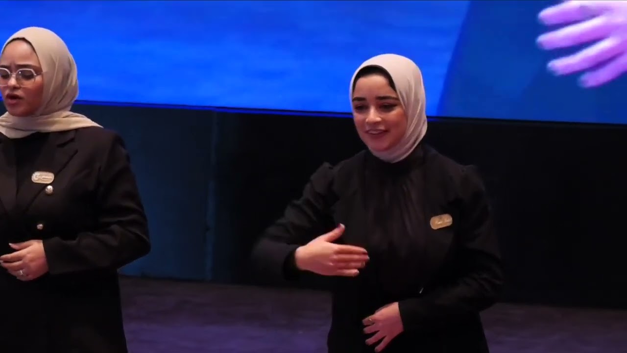 أجمل الأغاني الوطنية التي قام بأدائها فريق جامعة المنيا للغة الإشارة