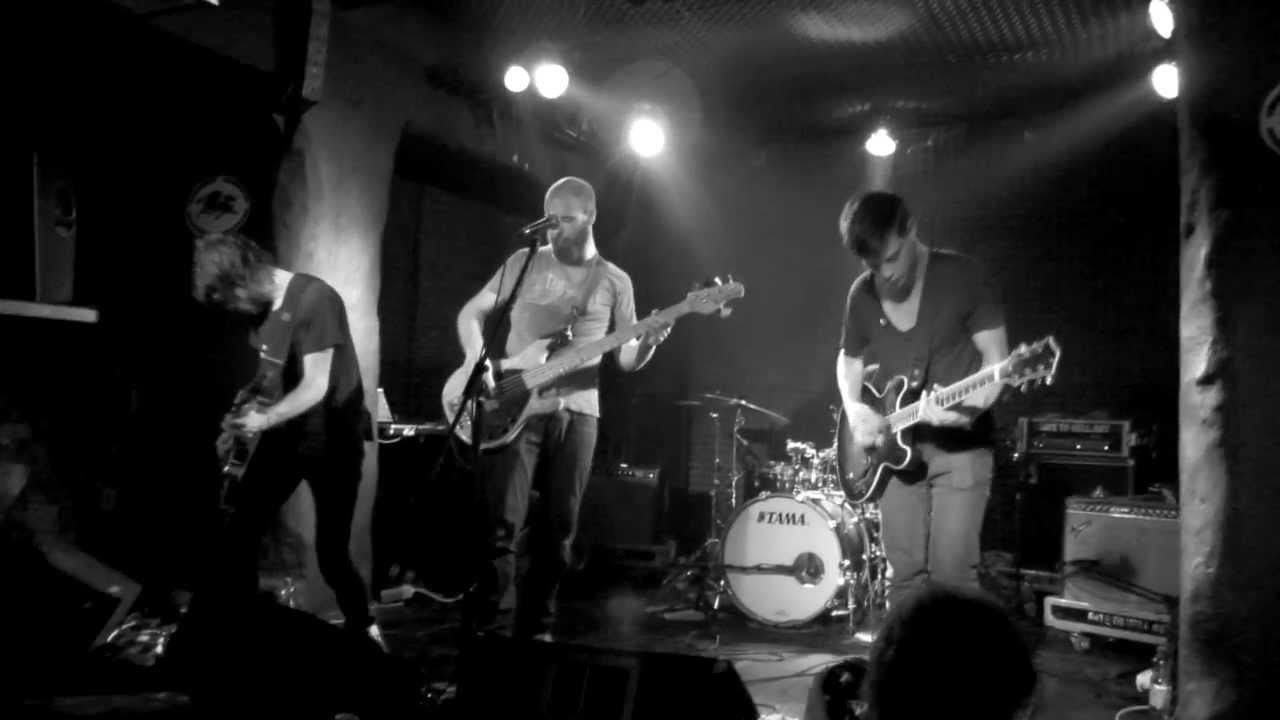 Sleepmakeswaves - keep your splendid silent sun (live @ Channel Zero, Ljubljana)