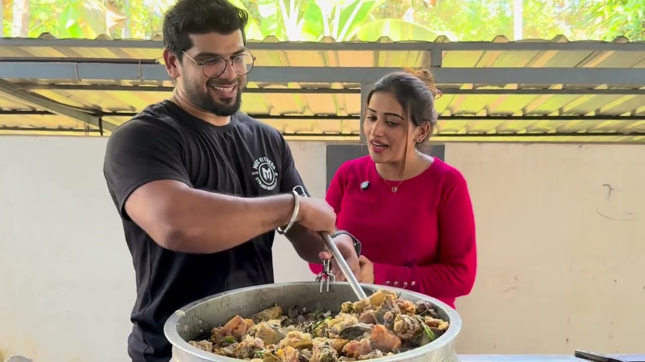 വറുത്തരച്ച കരിങ്കോഴി കറി ഉണ്ടാക്കിയാലോ😃