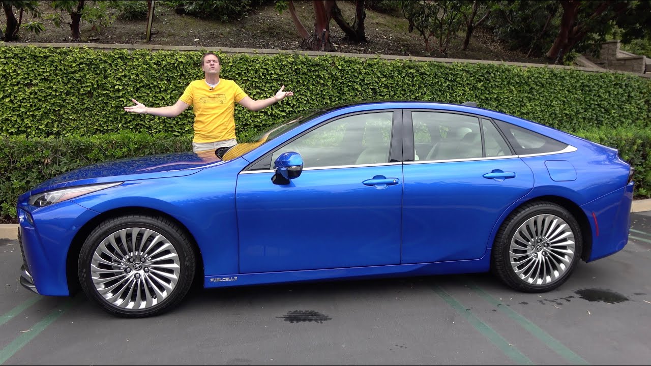 The 2021 Toyota Mirai Is a Futuristic Luxury Sedan