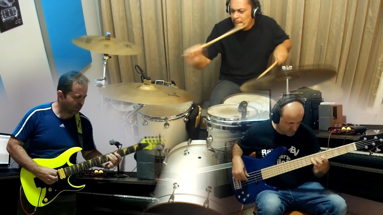 Marcos Vinny, Marcelo, Fabiano - Crazy (Bride Tribute)