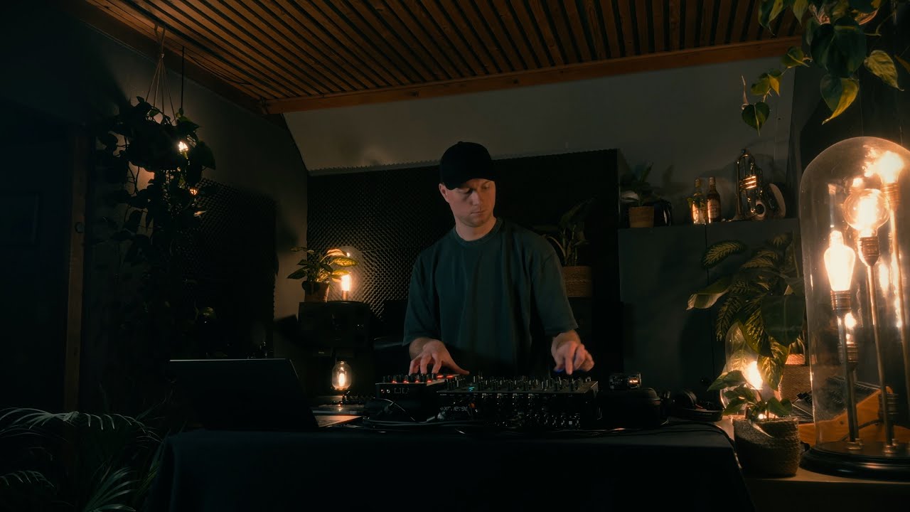 Tim van Werd DJ Set - live from the studio
