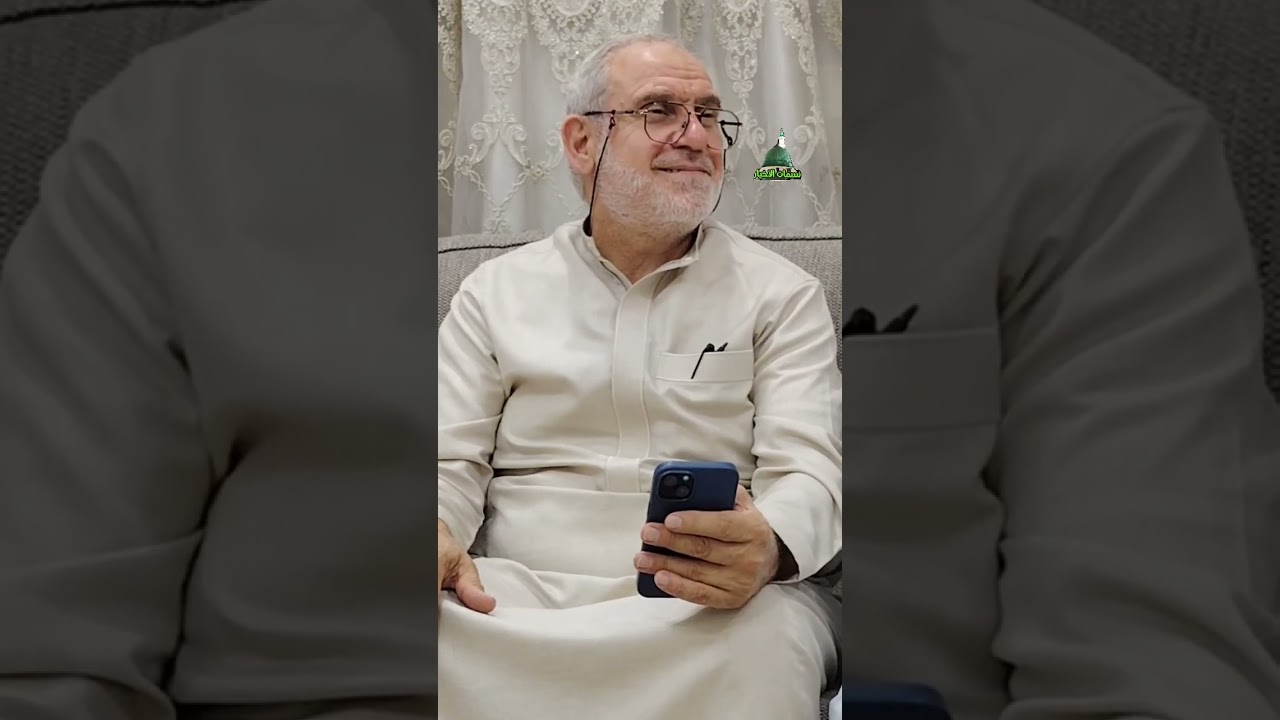 غنَّى الهِزارُ على روضِ العَرارِ بكُمْ · فما عَرَفْنا من المَقْصودِ بالنَّغَمِ ·