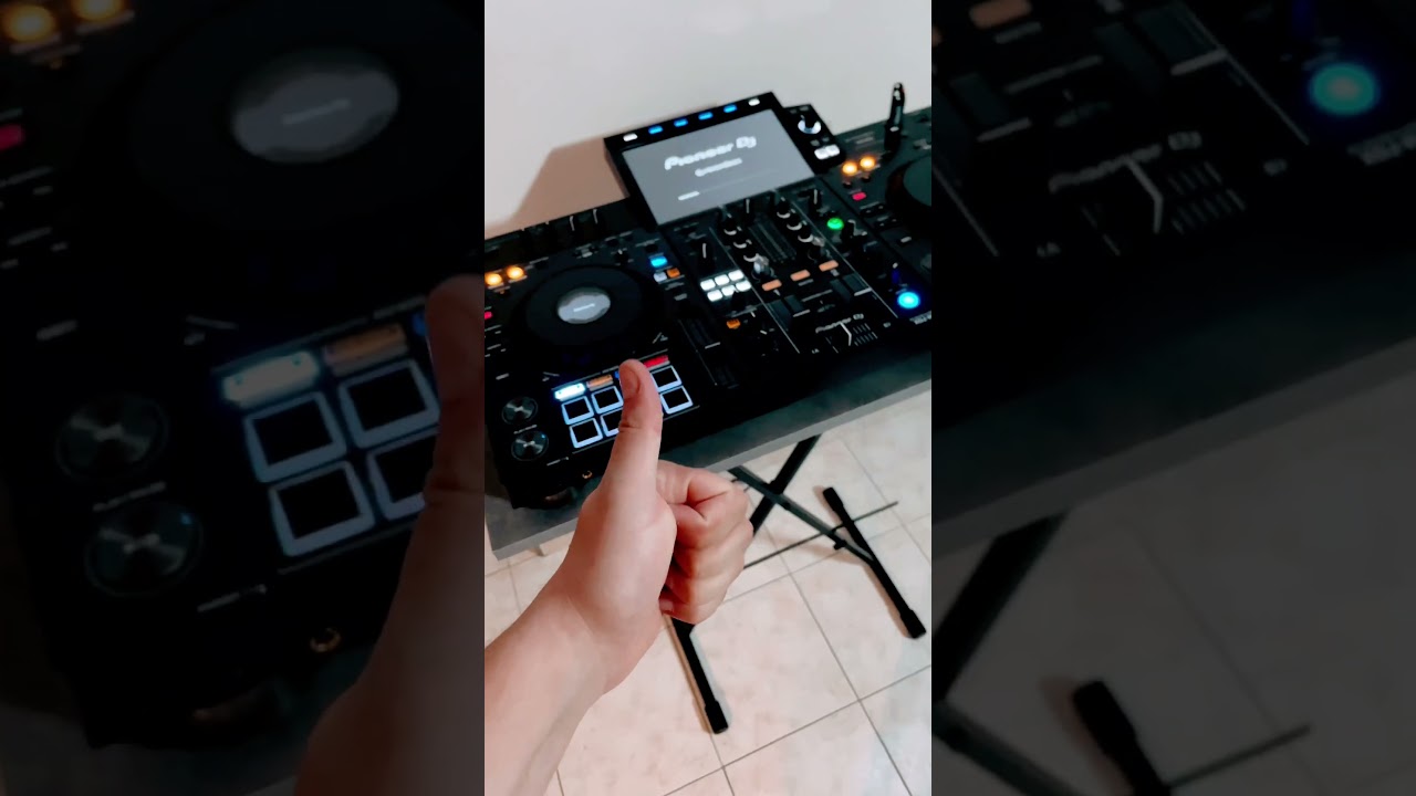 Unleashing the Power of the XDJ-RX3: Live Set by DJ CESARIO