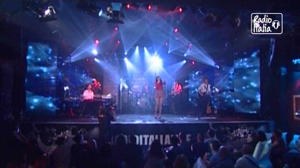 Annalisa Scarrone Live  - Tutta l'altra gente 2013 a RadioItaliaLive