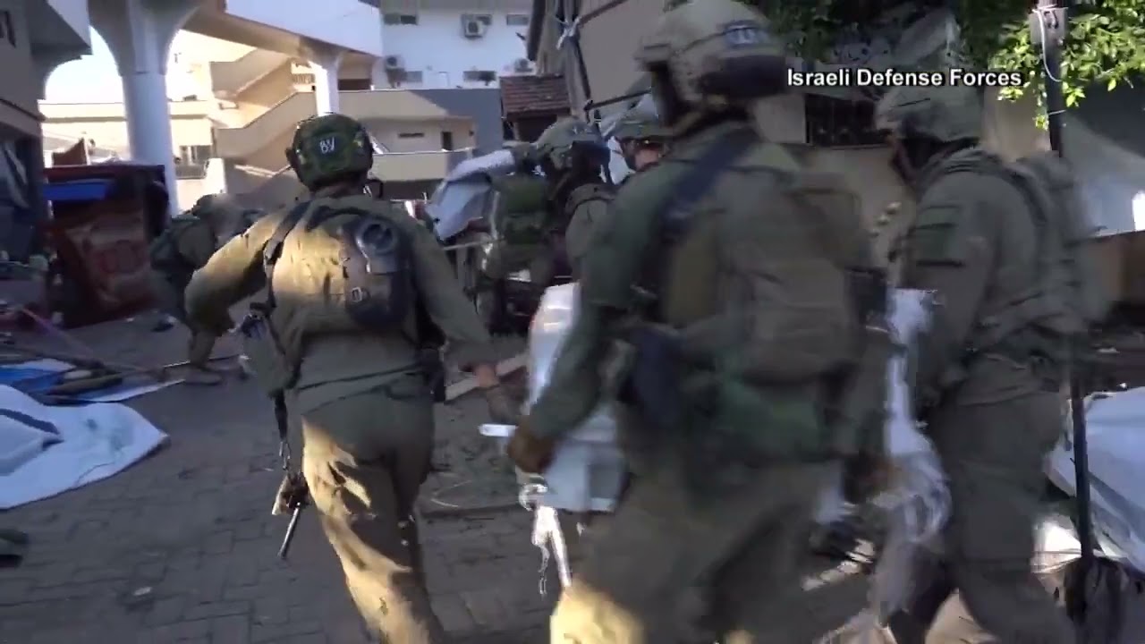 Israeli military raids Gaza Strip's main hospital