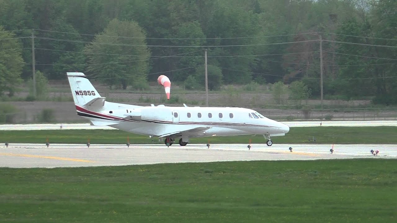 Region of Waterloo Airport YKF