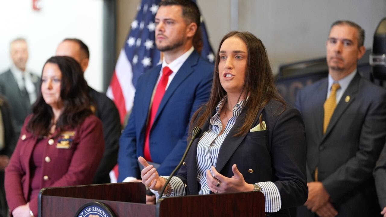 Top ICE official resigns to seek battleground congressional seat in Ohio