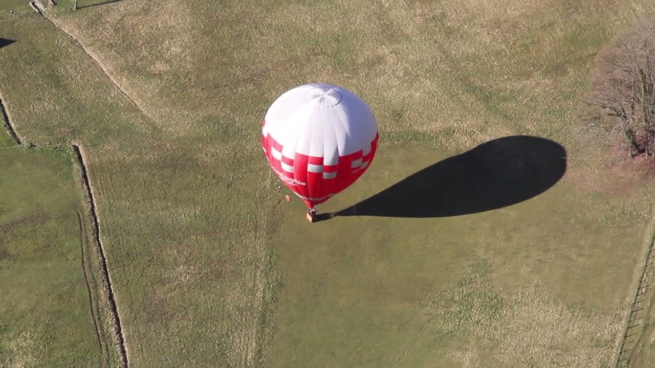 Vol en Montgolfière au dessus du lac d'Annecy