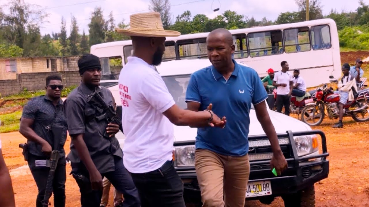 Woyy! Komisè Muscadin ak Ajan sekirite ak gwo Zam debake nan yon aktivite Nan payan, mezanmi gad