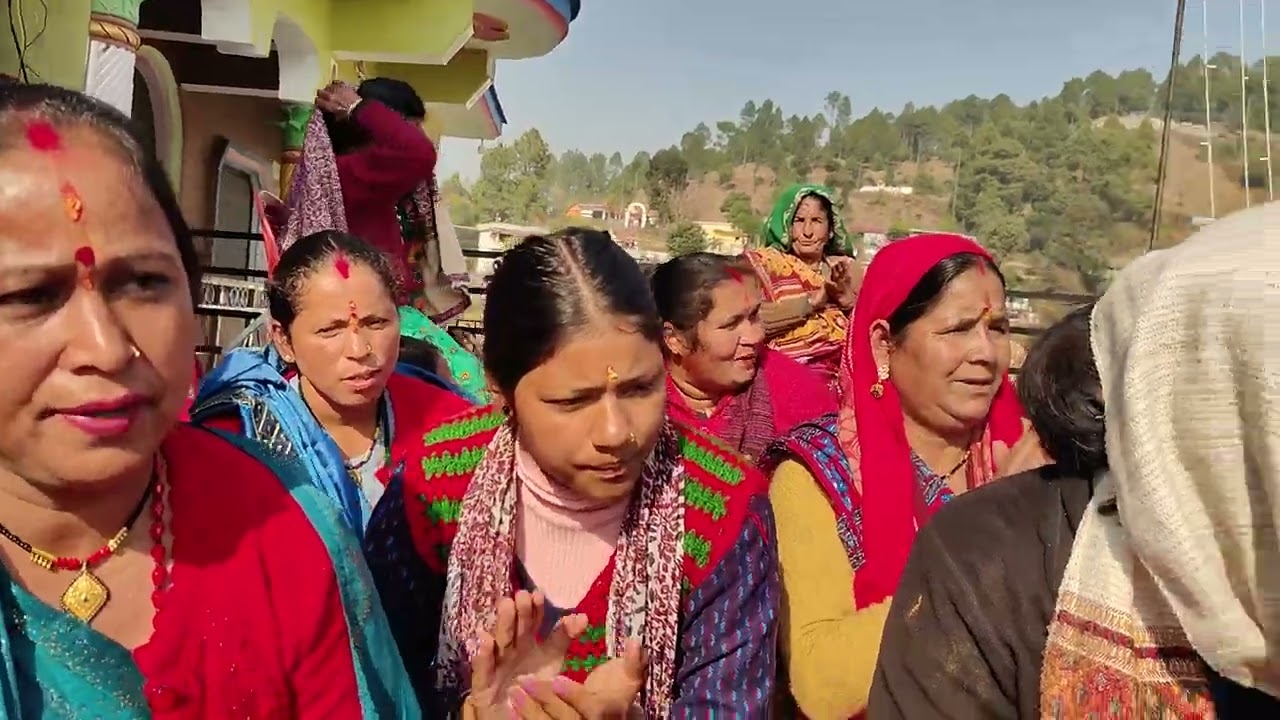 मैया तेरा मंदिर सुहाना #bajandance #geetmala #kumauni bhajan #trending 