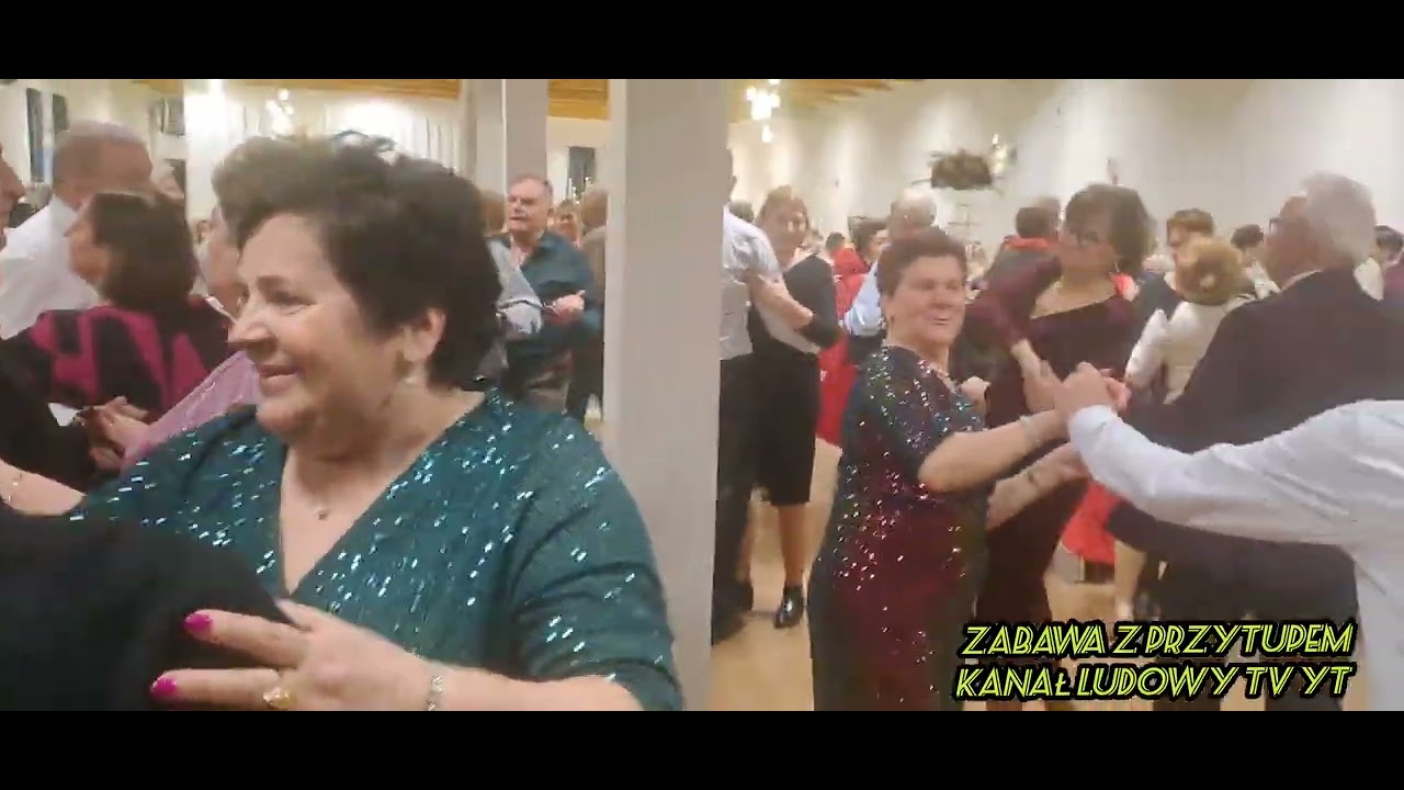 Zabawa ludowa i to zarazem Walentynkowa pięknie Gra Kapela Braci Urbańczyków 14.02.2026 w Mokrosęku 