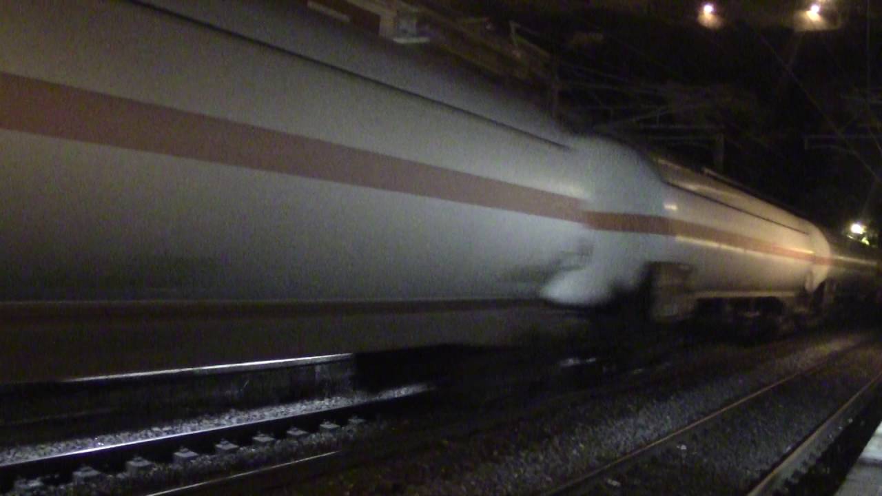 Villefranche Sur Mer HD-VFLI Freight  27000 class no.27141+Ammonia/Liner freight passes