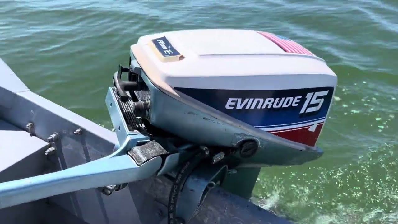 Evinrude 15hp with planing fin hole shots