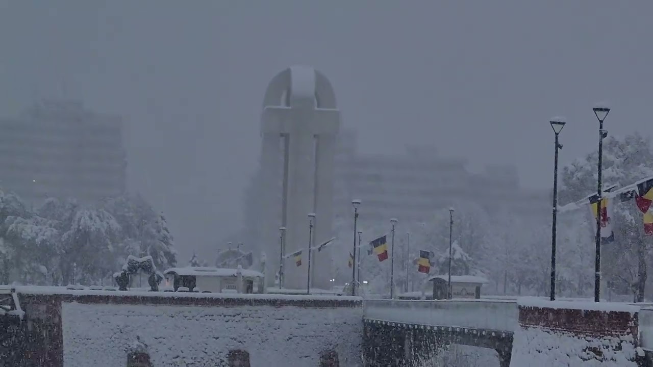 Alba Iulia - Ninsoare și strat gros de zăpadă - 3 Ianuarie 2026