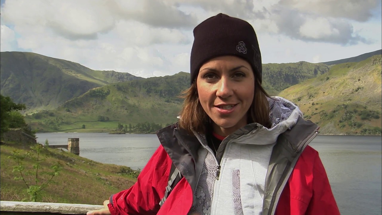 Julia Bradbury follows Wainwright Walks High Street