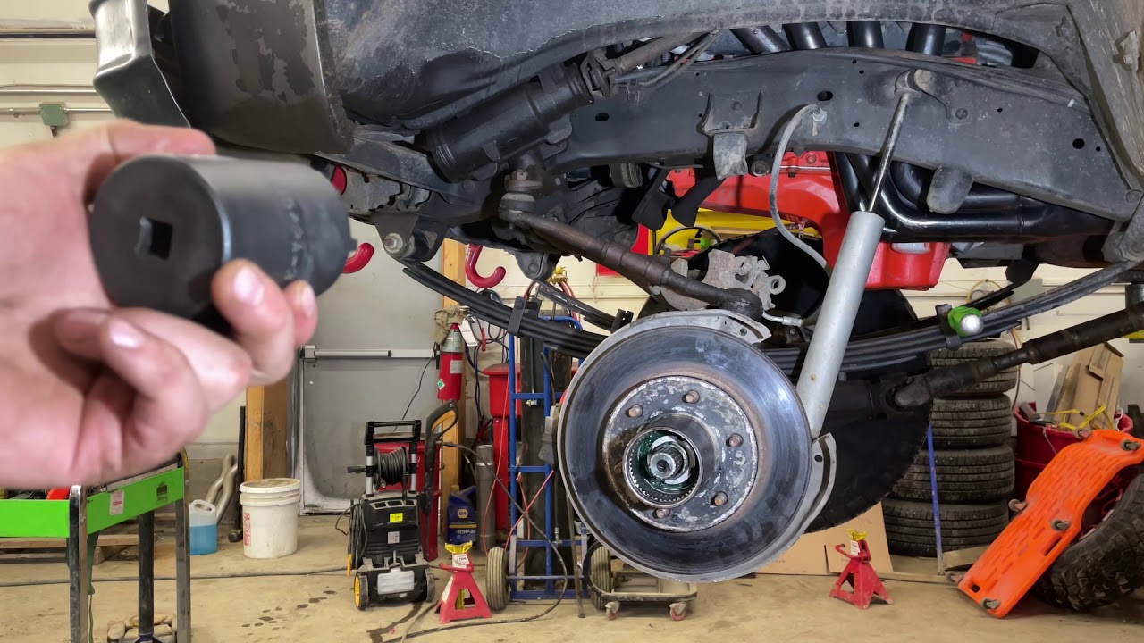 K10 Chevy Squarebody 8.5 diff front hubs, wheel bearings, and wheel u-joint replacement