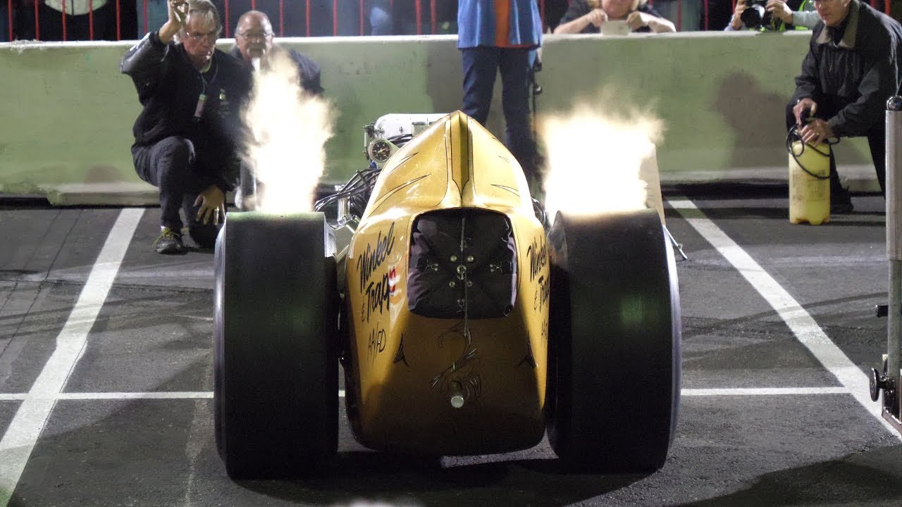 Cacklefest - Vintage Nitromethane Front Engine Slingshot Dragsters Warming up at SEMA - Magicar [4K]