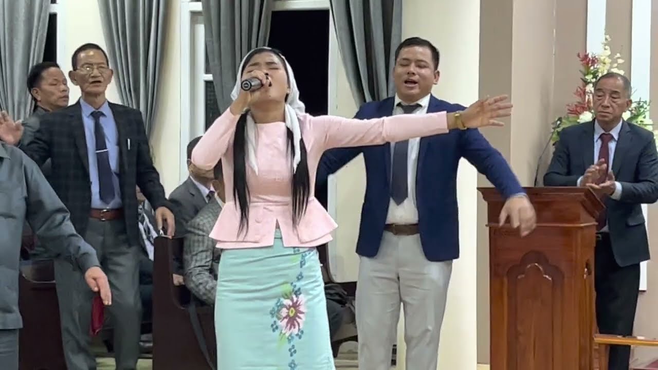 Sis. Lalnuntluangi (Nupuii) - I ban pharin (Bro. Lalnghinglova te chawimawina a zai)