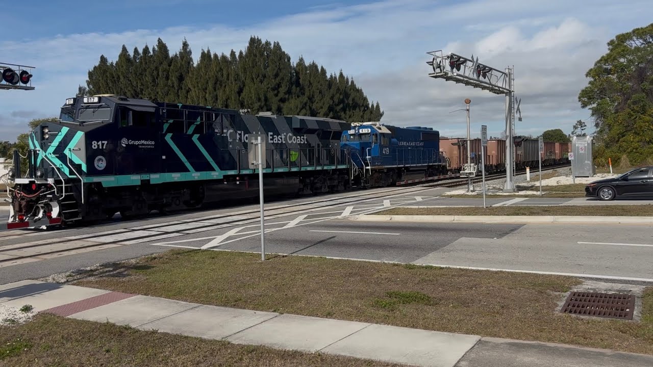 FEC TRAIN 103 @ 10:54am 1-22-26 