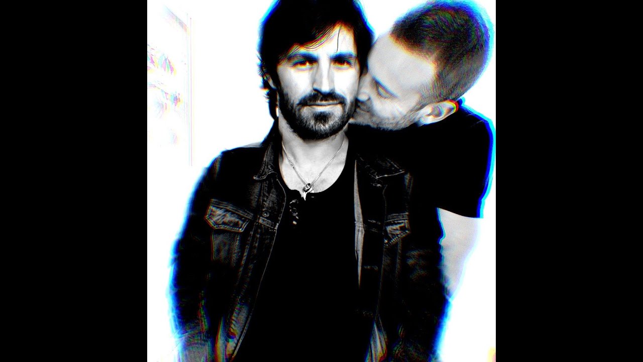 Kiss somebody Perwaine