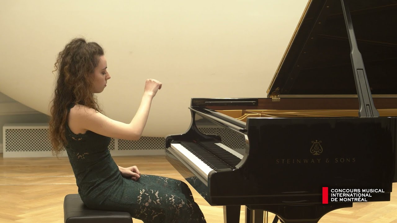 Alice Burla performs at the Montreal Competition Piano 2021 semi-finals