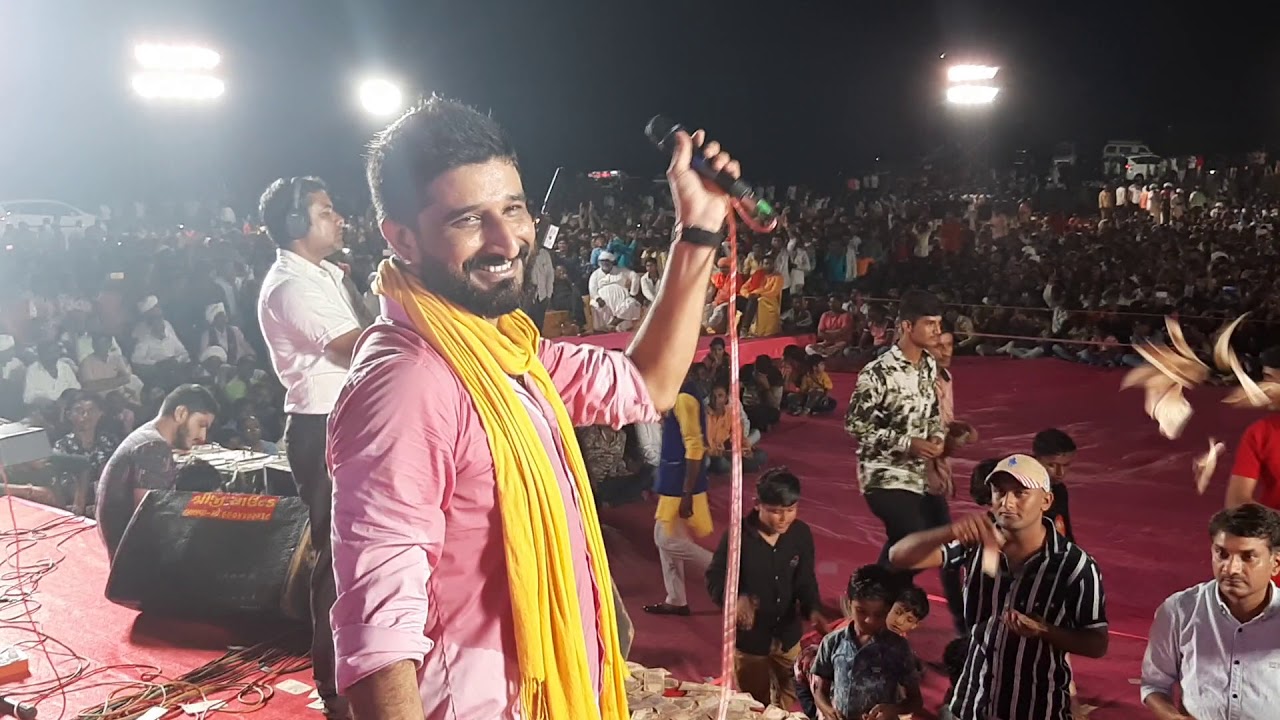 તાળી પડાવી ને ગવડાવ્યું GAMAN SANTHAL એ ગોકુળ ના ગિરધારી ઘેર આવો LIVE POGRAM કચ્છ અંજાર