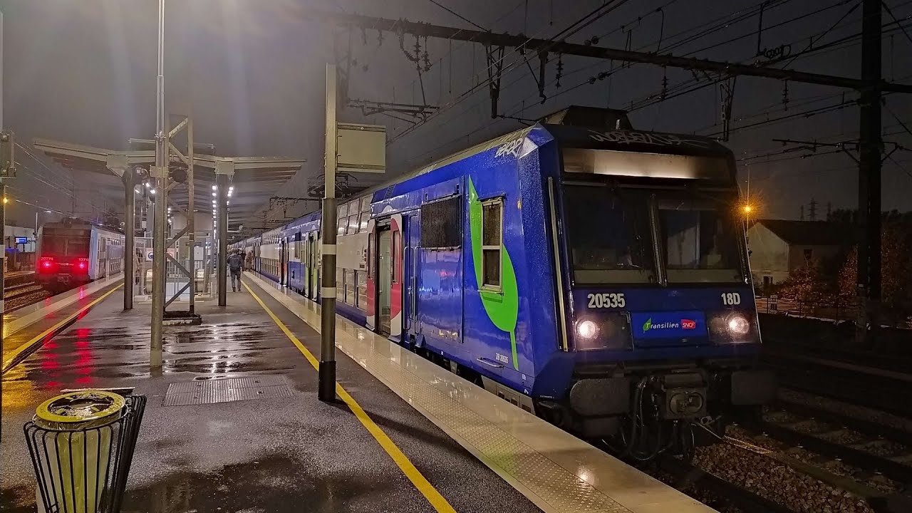 TGV, OUIGO CLASSIQUE, INTERCITES, TER, RER et hlp en gare du Vert du Maisons
