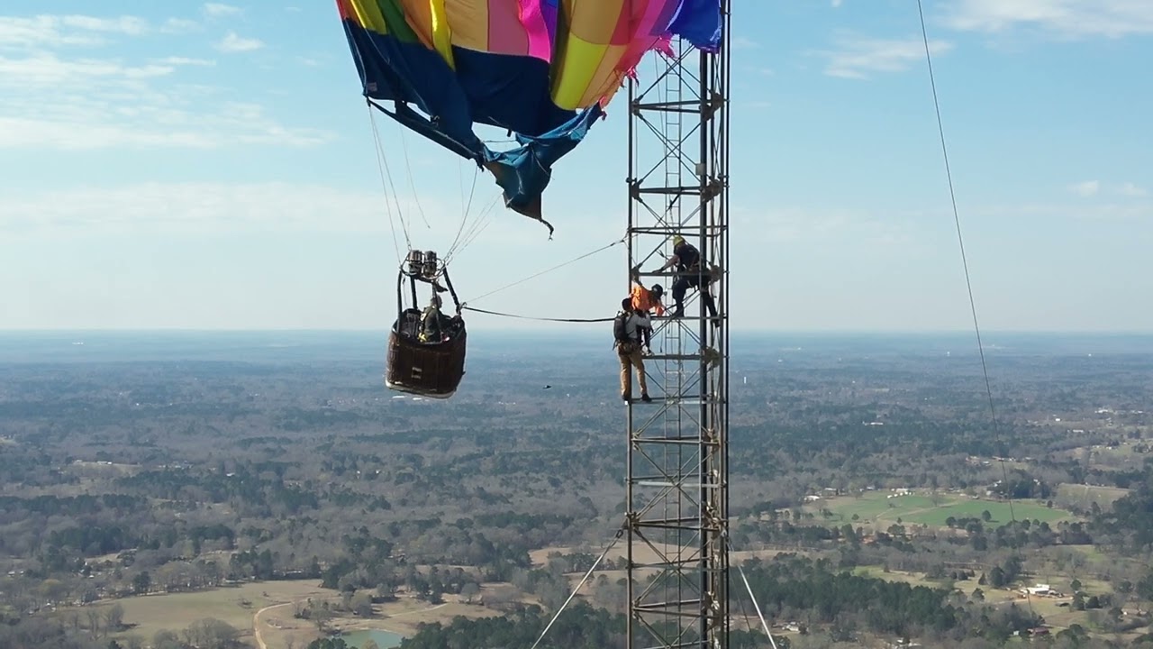Climbers Rescue Hot Air Ballooners Tangled in Tower Hundreds of Feet Up