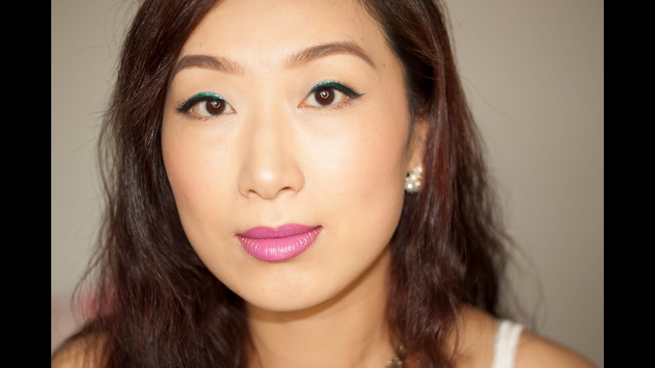 ►BeautybyAmy◄ Emerald Green Eyeliner with Berry Pink Lips